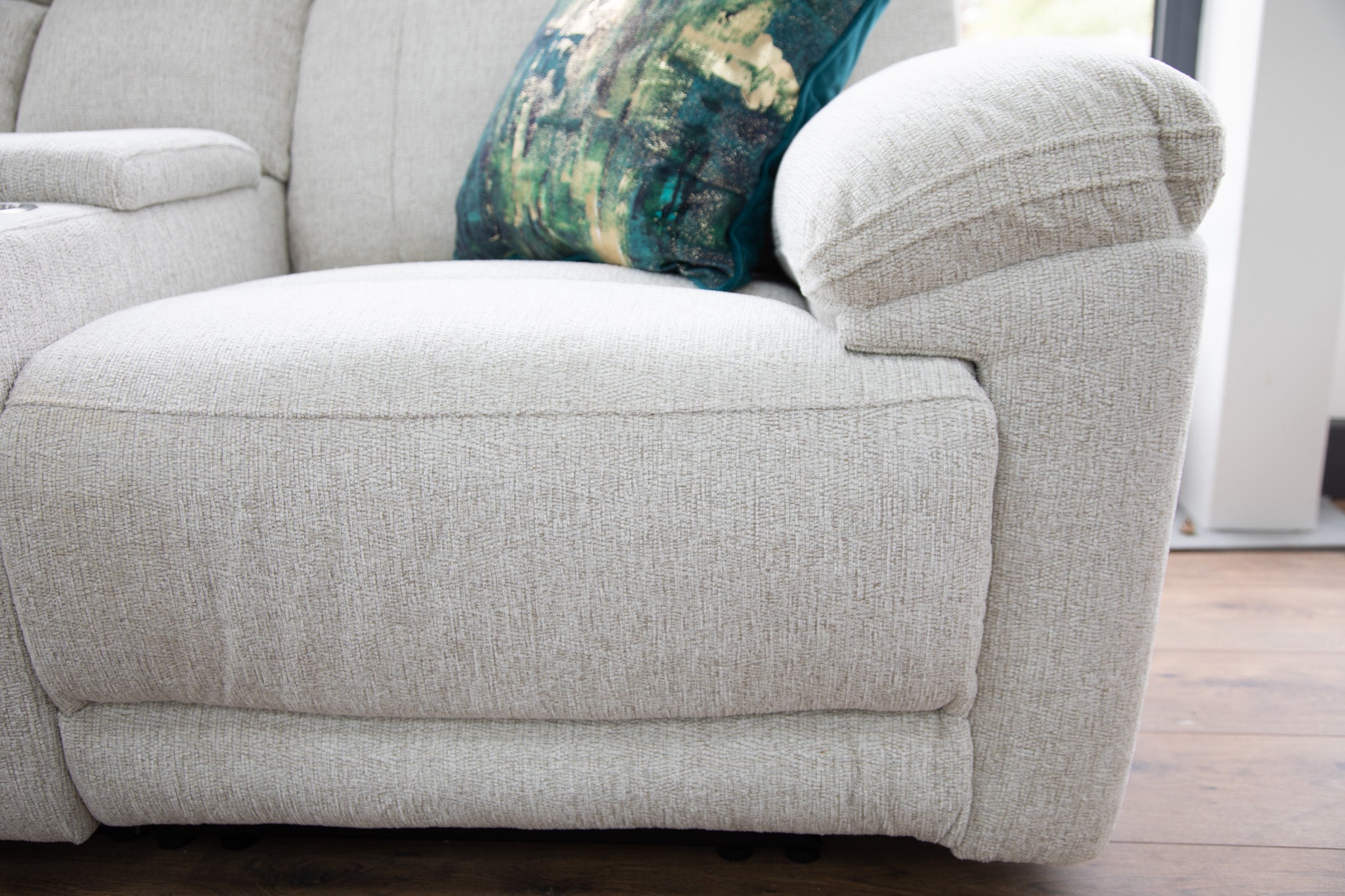 Owen Electric Recliner Sofa